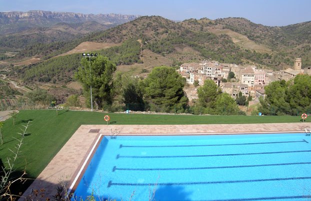 Piscina de Torroja del Priorat