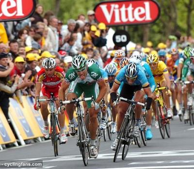 2008_tour_de_france_thor_hushovd_credit_agricole_wins_stage20_2.jpg