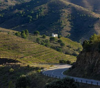 Carretera entre Porrera i Cornudella 